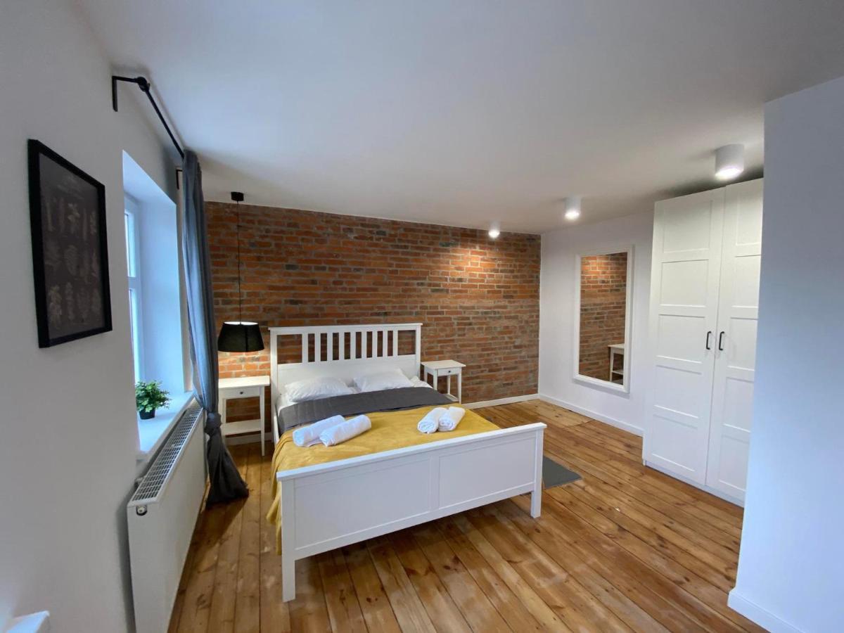 Apartment Dekerta 8/6 Torun